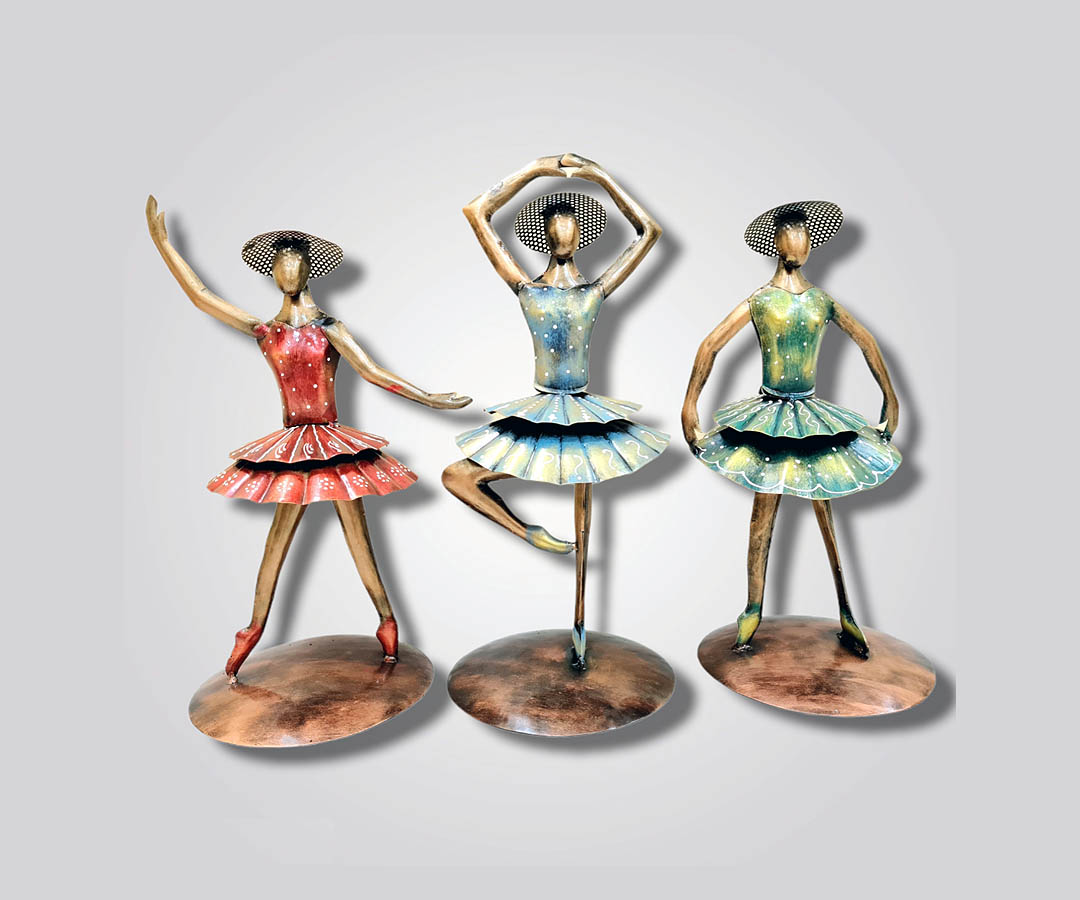 Dancing Doll Set Of 3