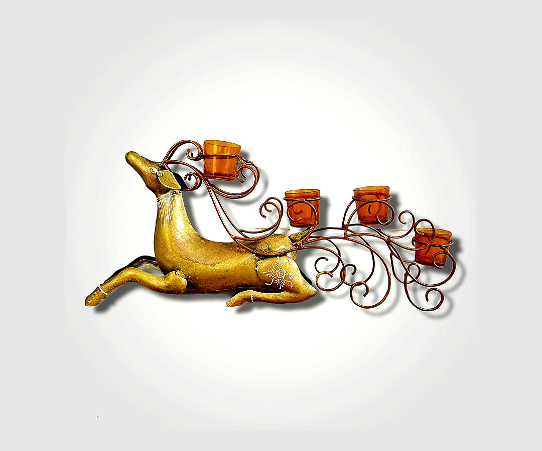 Deer With 4 Glass