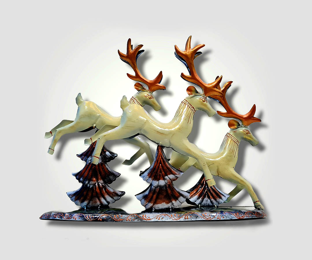 3 Deer Running Table Top